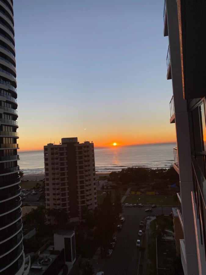 Koko Luxury Apartment In Broadbeach Χρυσή Ακτή Εξωτερικό φωτογραφία